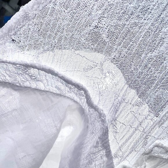 More by Lata-White Cotton Button Up Embroidered Handkerchief Hem Top-Sz Med-Vint - Picture 2 of 16